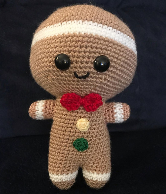 Cuddle-Sized Gingerbread Twins