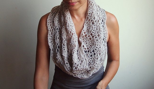 Infinity Lace Shell loop Scarf
