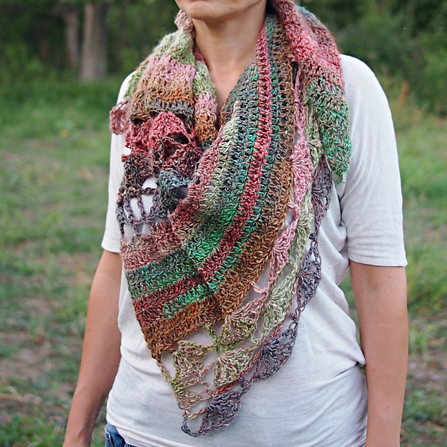 Playful shawl
