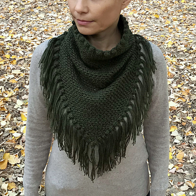 Textured bandana cowl