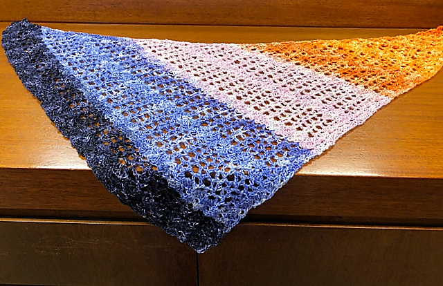 DiagonallY triangle shawl