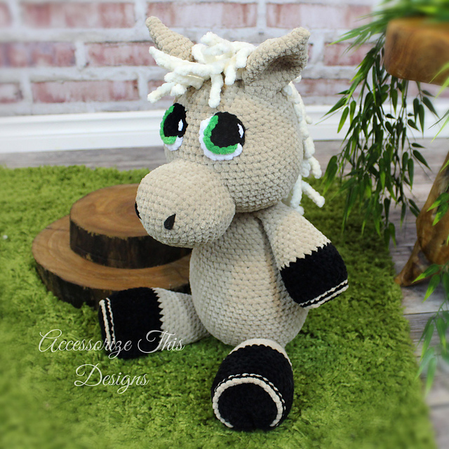 "Jesse" the Horse Cuddle Buddy