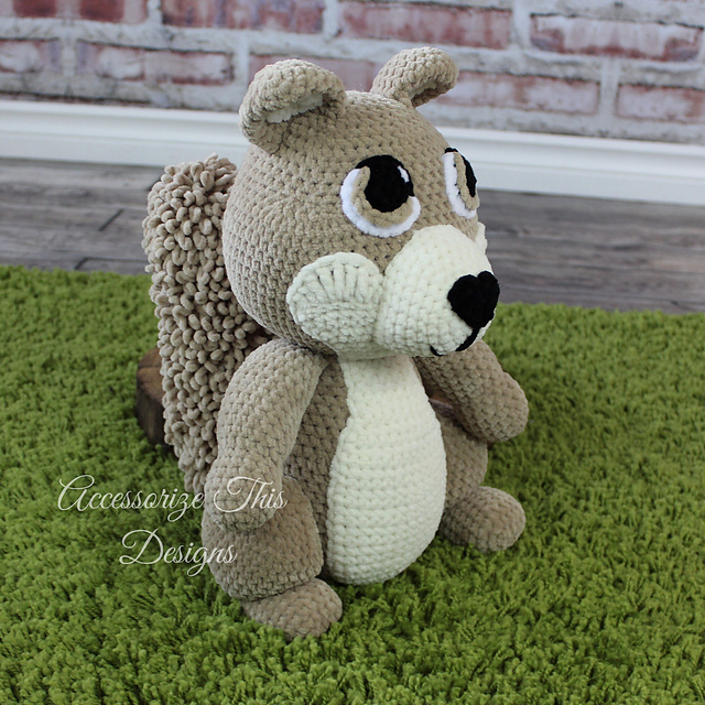 "Oakley" the Squirrel Cuddle Buddy
