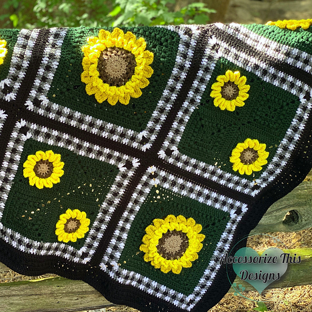 Modern Sunflower Plaid Blanket