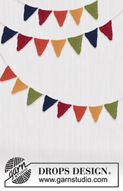0-783 Garland with pennants