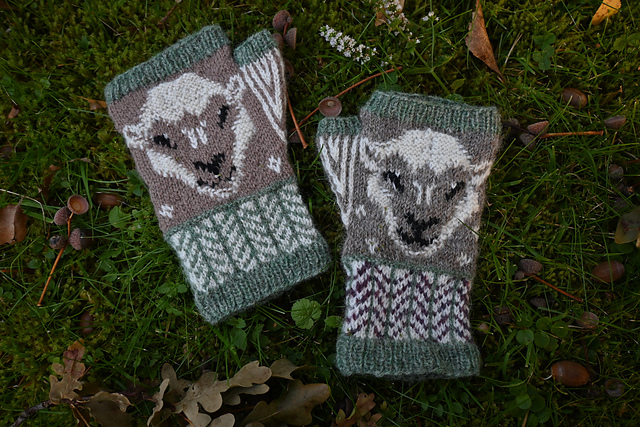 Shepherdess mitts