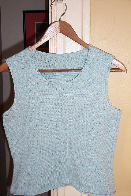 Ravelry: Supple Rib Tank pattern by Amy McElwain