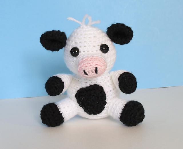 Cleo the Tiny Cow