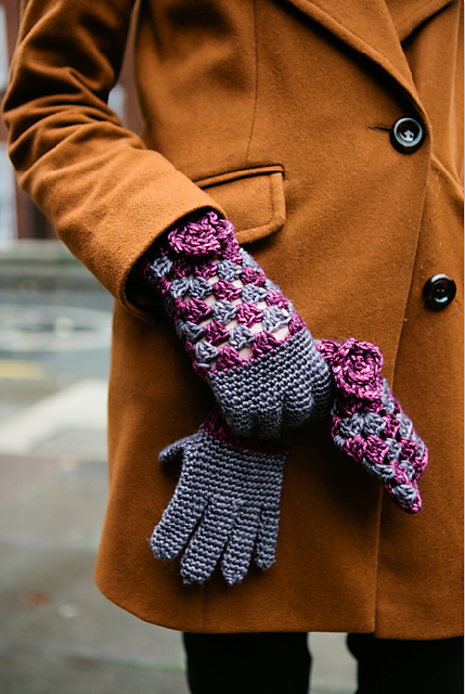 Anthocyanin Gloves
