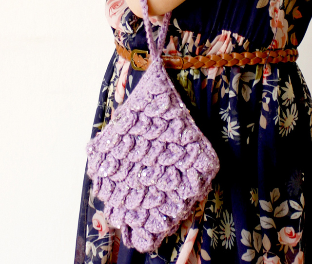 Dahlia Clutch