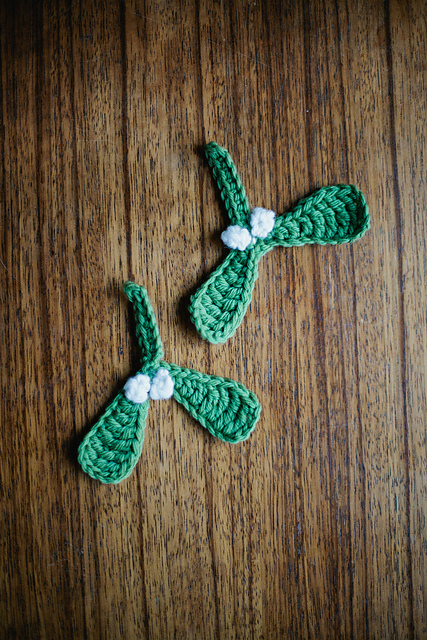 Crochet Mistletoe