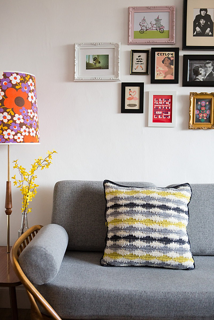 Spike Cushion