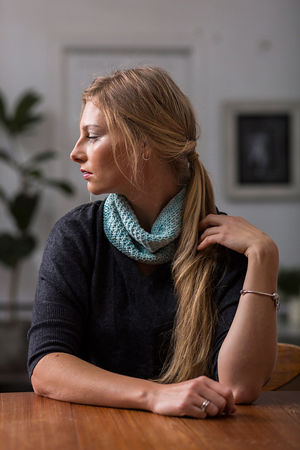Frosted Bark Cowl
