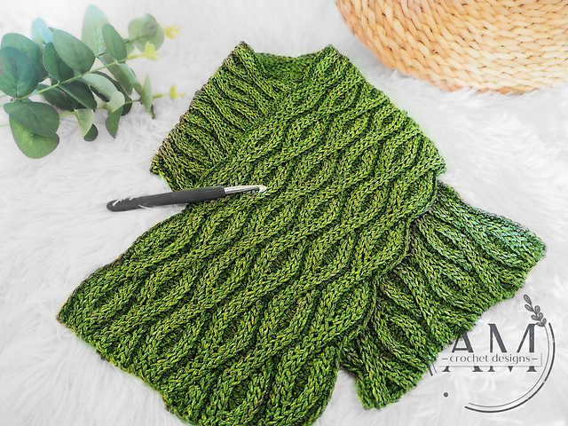 MONTANA knit-look scarf