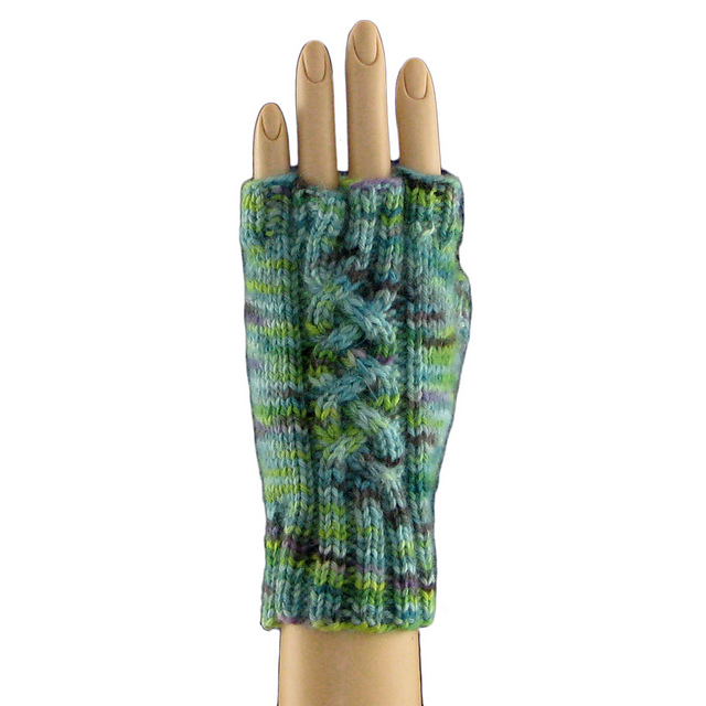 Braids & Bridges Glove