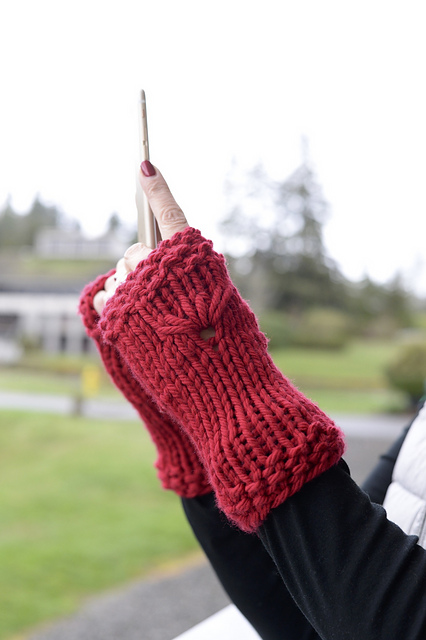 Oopsie Daisy Mitts