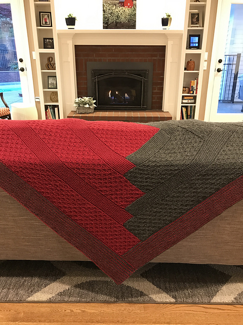 Double Tuck Blanket