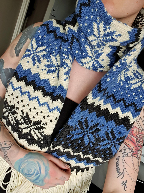 Snowflakes Scarf