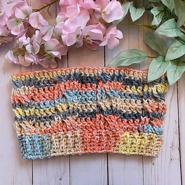 Kelsiphia Cable Ear Warmer