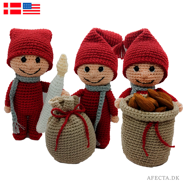 Three little Christmas elves