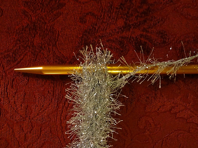 Super Simple Christmas Tinsel