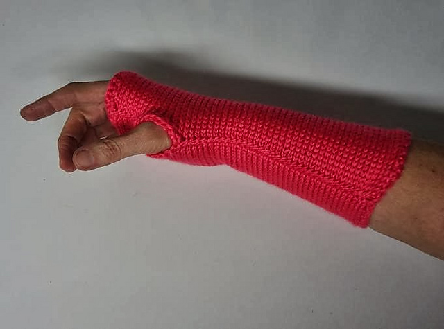 Easiest Ever Wrist Warmers