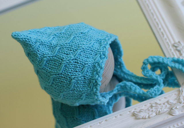 Syracuse Pixie Bonnet