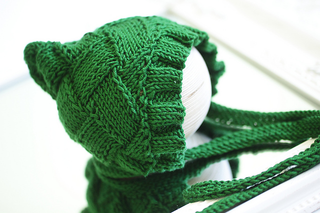 Ruffle Entrelac Bonnet