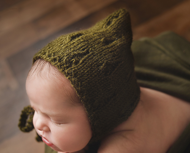 Limbourg Pixie Bonnet