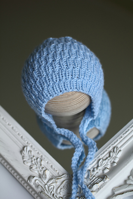 Nivelles Rounded Bonnet