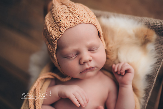 Wheat Bonnet