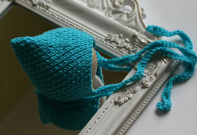 Ludisia Pixie Bonnet