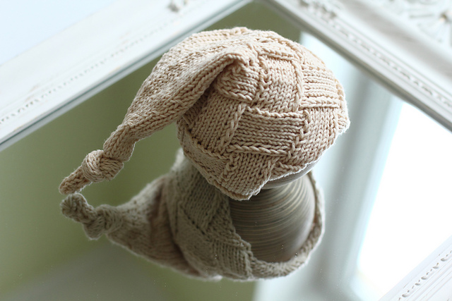 Brassia Top Knot Hat