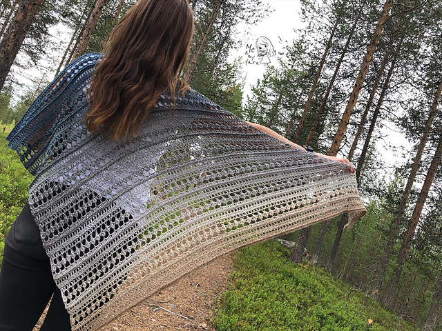 Dragon Eyes Shawl
