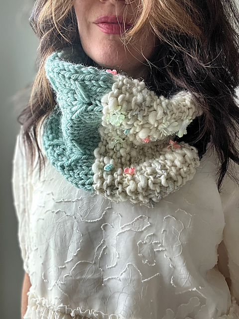 Harpers Cowl