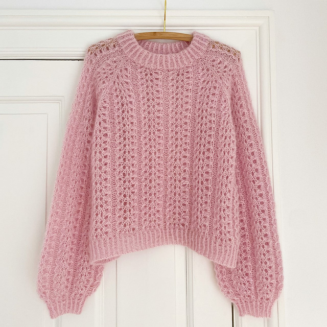 Acanthus Sweater Fluffy