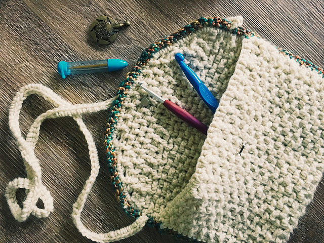 Astrantia Accent Bag