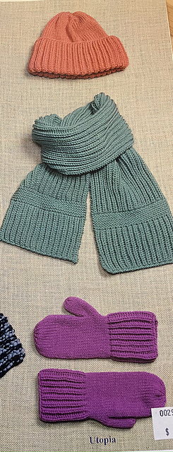Utopia Hat/Scarf/Mittens