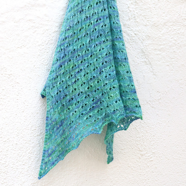 Sagrada Familia Shawl