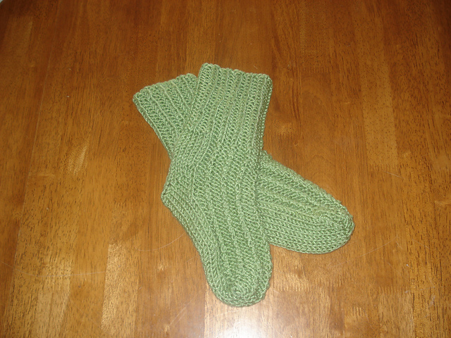 Pebble Ribbed Slippers (knit)