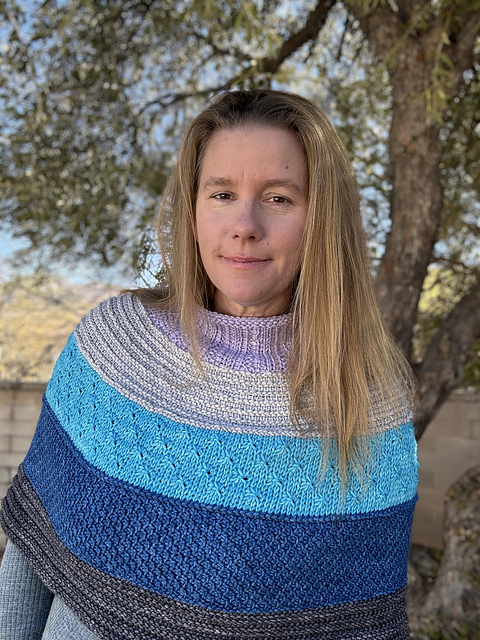 Arctic Tundra Capelet
