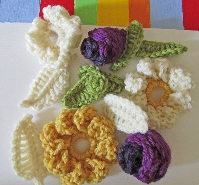 Tunisian Flowers and Tunisian Leaves