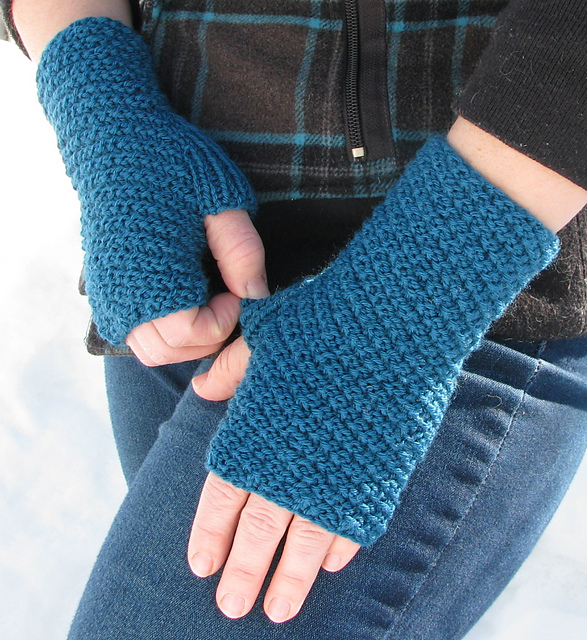 Oblique Rib Mittlets