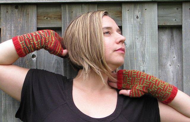 Harvest Weave Mittlets