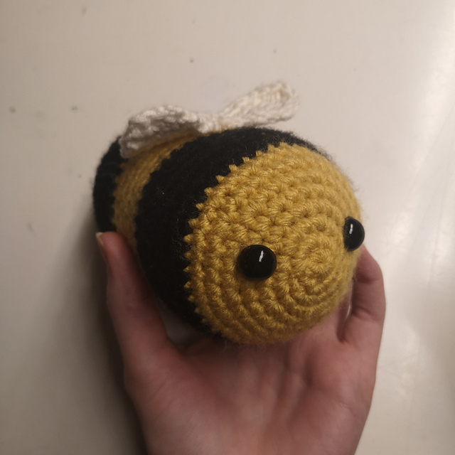 Bee plushie
