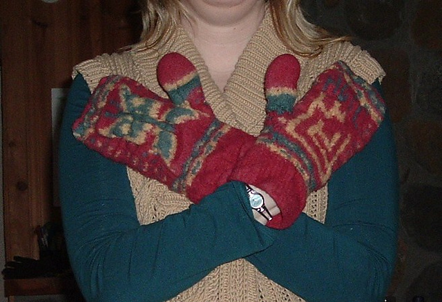 On the One Hand... On the Other Hand mittens