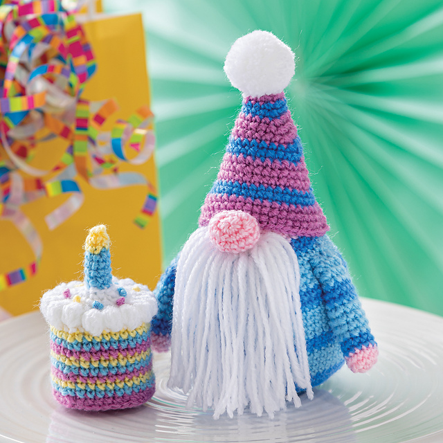 Happy Birthday Gnome and Cake