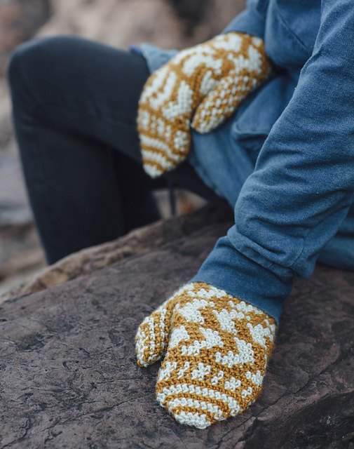 Windsor Brook Mittens