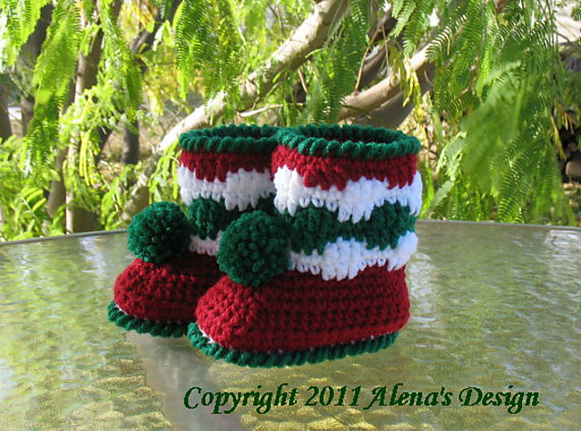 Christmas Baby Pom-Pom Booties