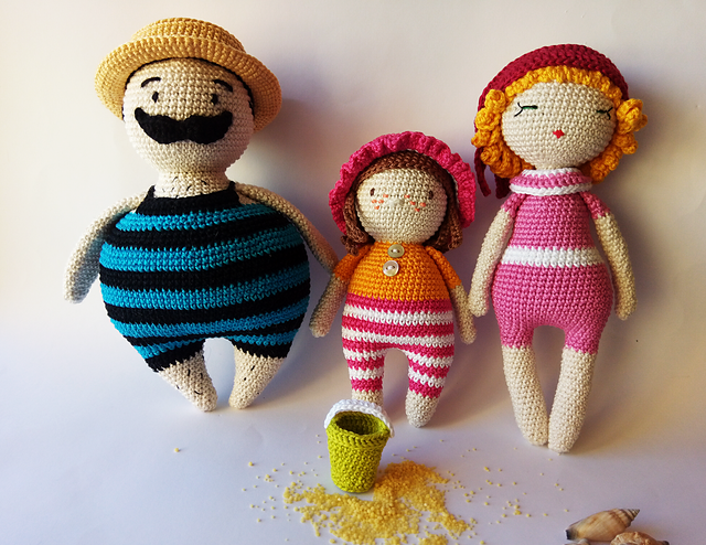 Vintage Bathers Amigurumi